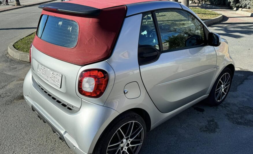 SMART FORTWO CABRIO 0.9 BRABUS XCLUSIVE JBL 109 CV